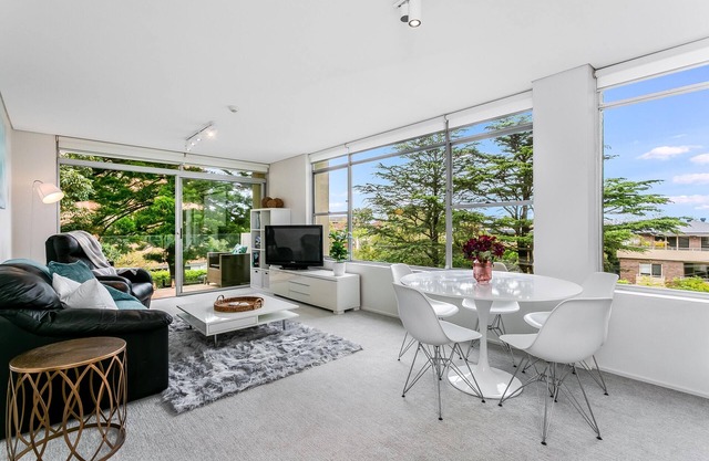 Cremorne- HAR20- Harrison St - Modern 2BR Apartment in Quiet Street Near Neutral Bay Village