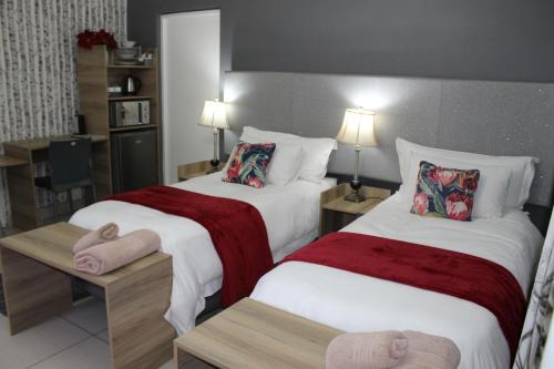Cronin Luxury Accomodation Room 3