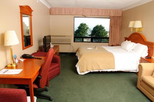 Crowne Plaza Saint John Harbour View by IHG
