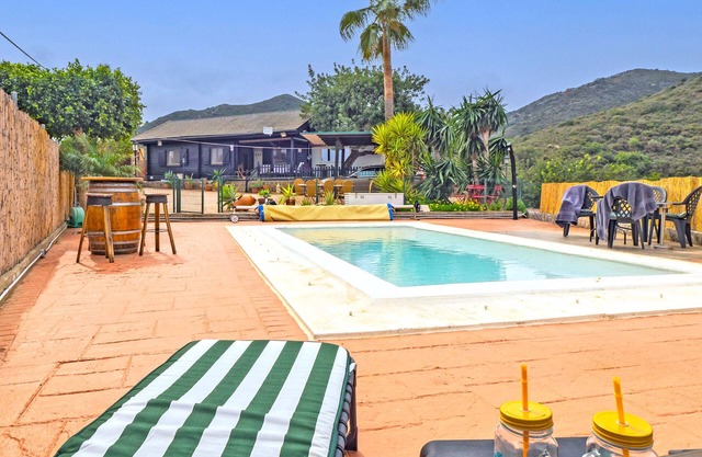 Cubo's Casa Rural Satajesa/private pool/pets/air conditioning