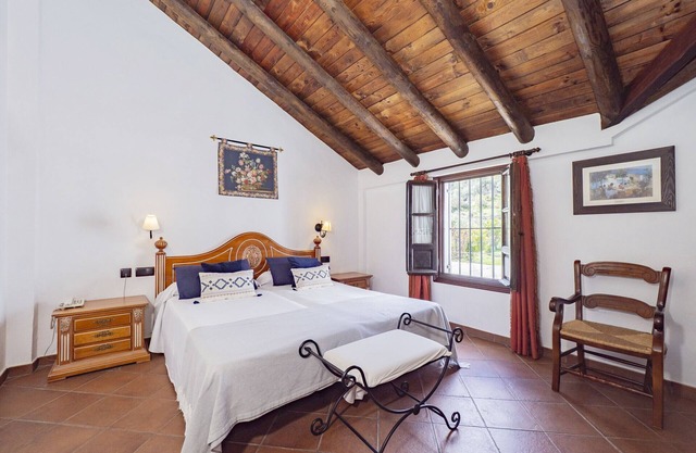 Cubo's Hotel Cortijo San Antonio Caminito del Rey/air conditioning/free Wi-Fi/free parking