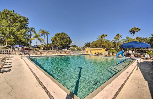 Cute Port Charlotte Home w/Resort Amenities!