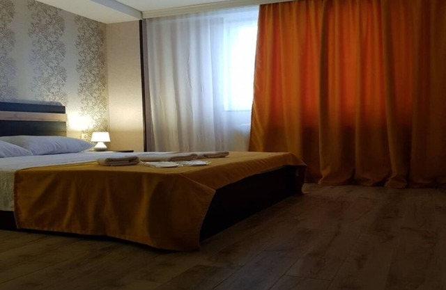 Daily rent,well equipped with all necessary equipment. Clean and clear space. .