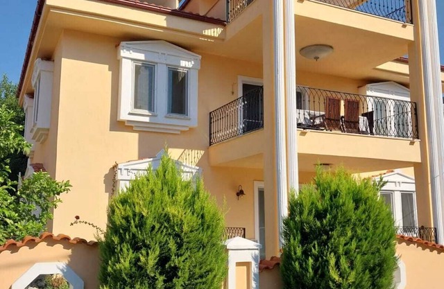 Dalyan Eren Apart