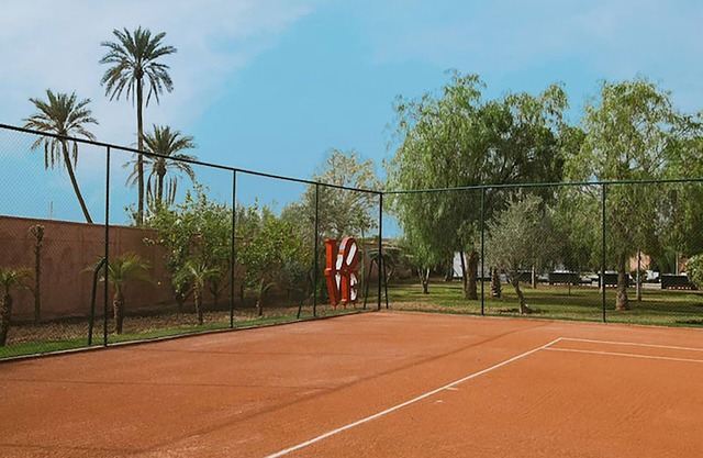 DAR JMEL, luxury villa, swimming pool, tennis