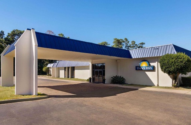 Days Inn by Wyndham McComb MS