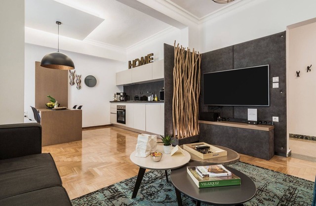 Dazzling Athens Apartment | 1 Bedroom | Apartment Sheele | Furnished Balcony.