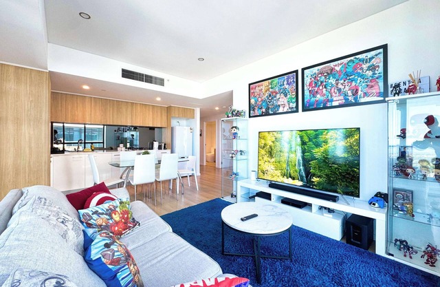 DC vs Marvel Theme ft Arcade Machine - Pool - Gym - BBQ - Sauna - Steam Room