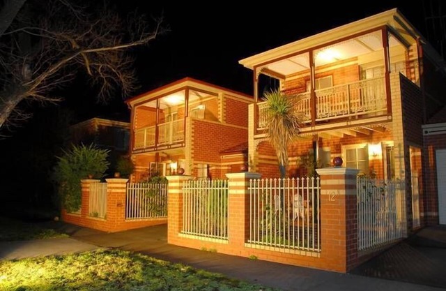 DeBeers Townhouses Bendigo