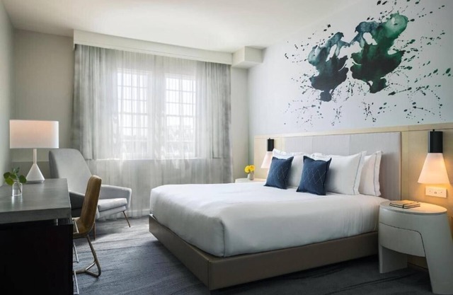 Deluxe Guest Room Near King Street Garden Park WDC
