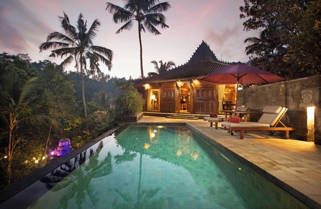 Deluxe Rainforest Pool Villa