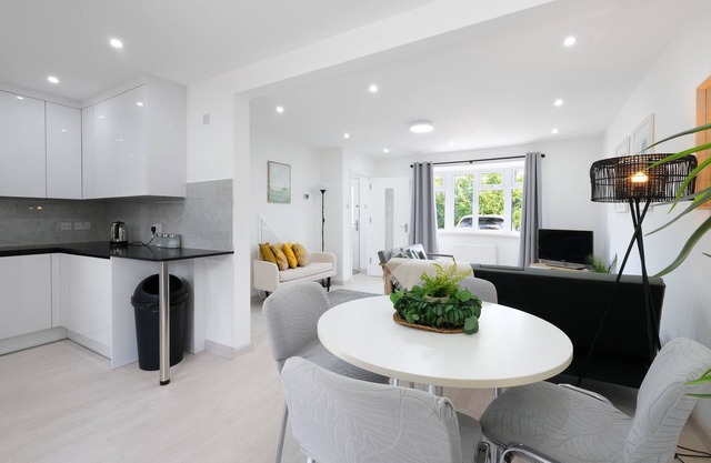 Denham Close 3 Bedroom, 1.5 Bathroom Home
