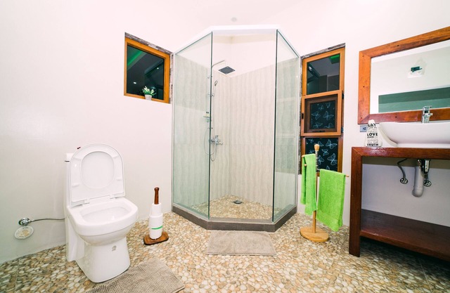 Denika's Suites