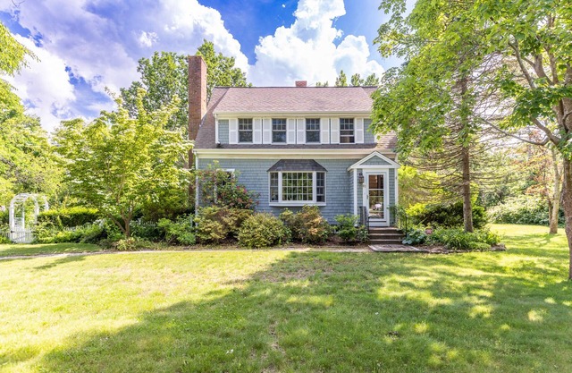 Dennis Village 3 Bedroom close to Mayflower Beach!