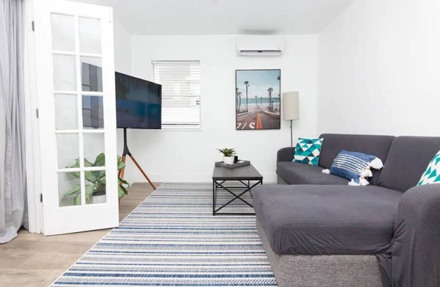 Design District Apartment (203)