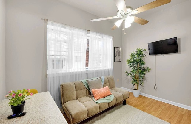 Design-Led 1BR in Prime Spot