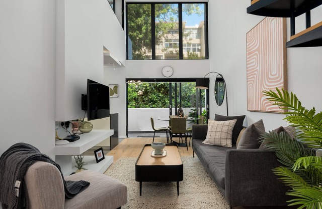 Designer Apartment in Sea Point