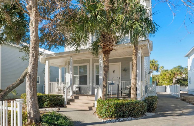 Destin Beach House - Gulf Moon by PHG