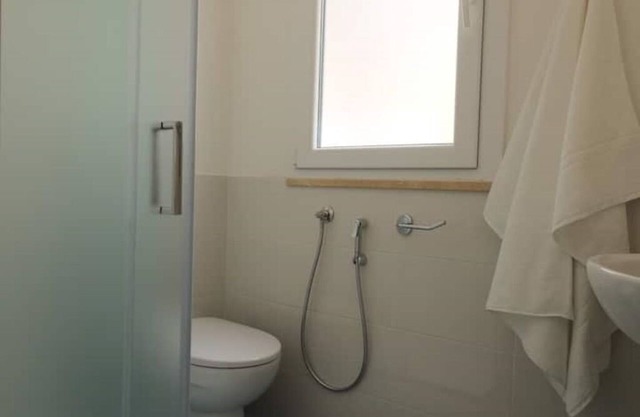 Detached two-room apartment 700 meters from the sea