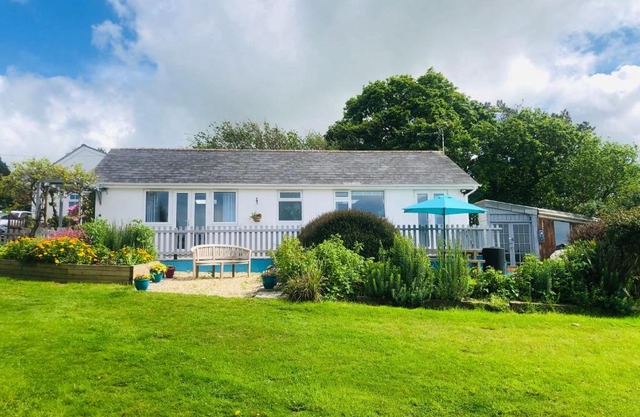 Detached, peaceful, spacious with easy access and very large garden
