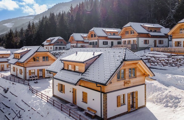 Detached villa with sauna and breathtaking views