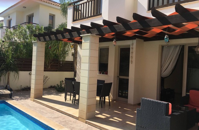 Detached Villa with Private Pool, close to great Beaches, Bars and Restaurants.