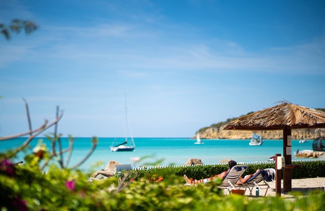 Dickenson Bay Oasis Antigua Village