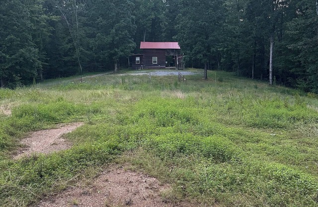 Direct Windrock trail access Breathtaking views right from your bedroom sleeps 4