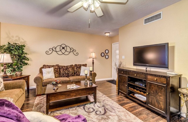 Discounts available on gorgeous Mesa condo!