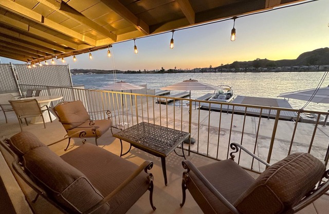Dock Holiday at Arizona Shores-Parker AZ Private Riverfront Home. 7th NT Free