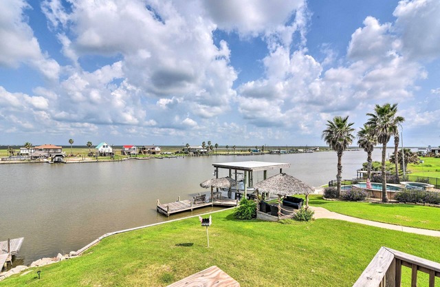 Dock, Ocean Views + Access: Bay City Home!