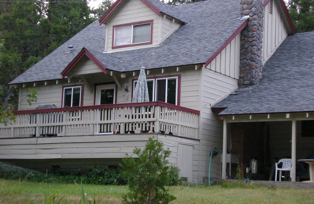 Dodge Ridge Resort, near Pinecrest, Short Walk to River, Beautiful Updated Cabin