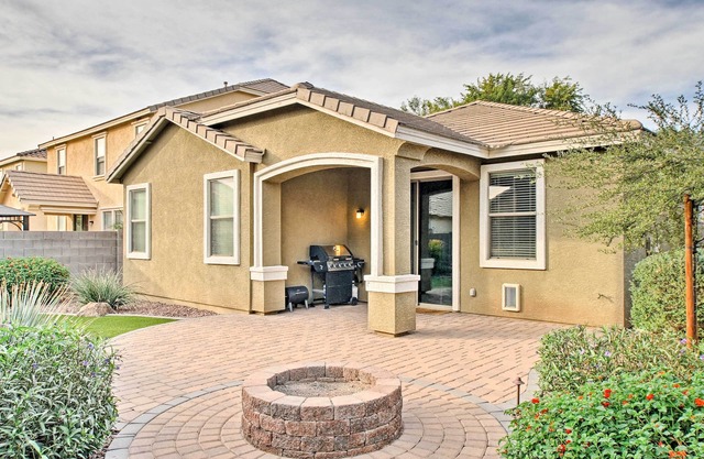 Dog-Friendly Arizona Retreat w/Patio & Grill!