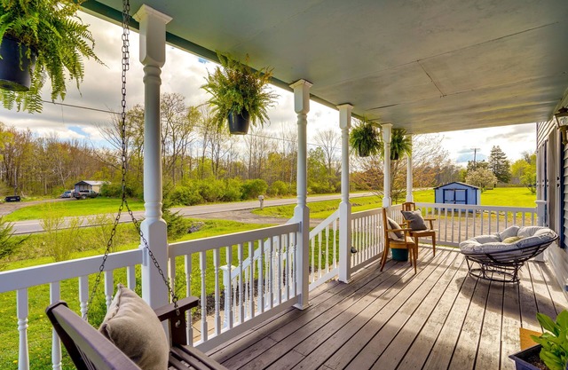 Dog-Friendly Freeville Home ~ 8 Mi Cayuga Lake!