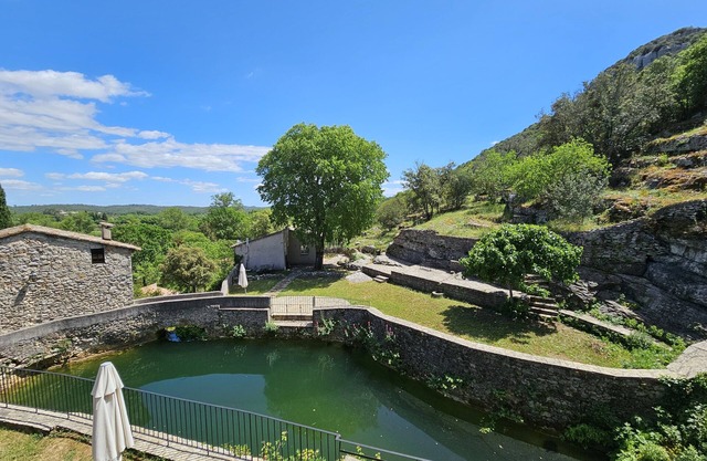 Domaine de Bagard - Gîte la SOURCE 62m² 4/6 pers Large terrace