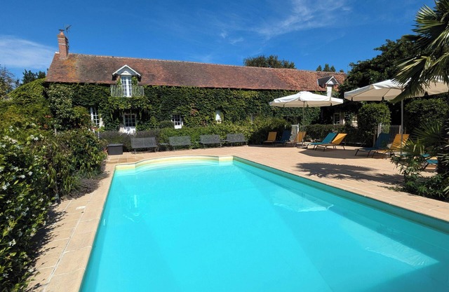 Domaine de Champouteau - LES GLYCINES - Charming gîte 5* 6 people