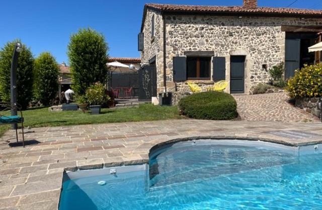 Domaine des Pierres D Auvergne