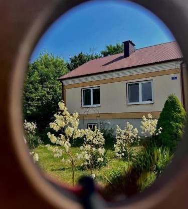 Domek na wsi kieleckiej
