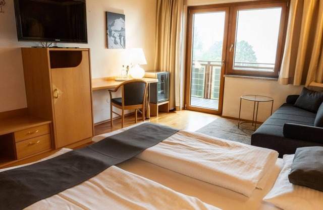Doppelzimmer mit Dusche WC 30m² - Aparthotel Pfeffermühle