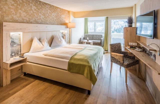 Doppelzimmer Plus Seeseite - Panorama Hotel Turracher Höhe