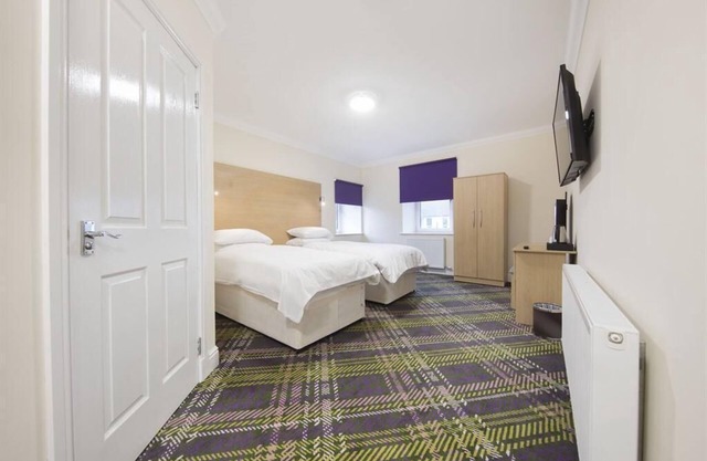 Double or Twin Ensuite with Shower at The Bay Horse
