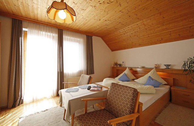 Double room "Talblick" - House Erika Grundner