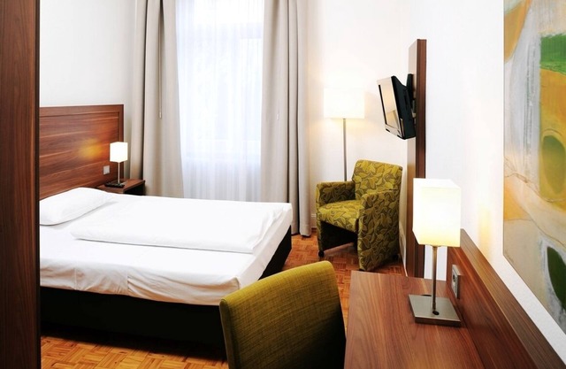 Double room with French bed