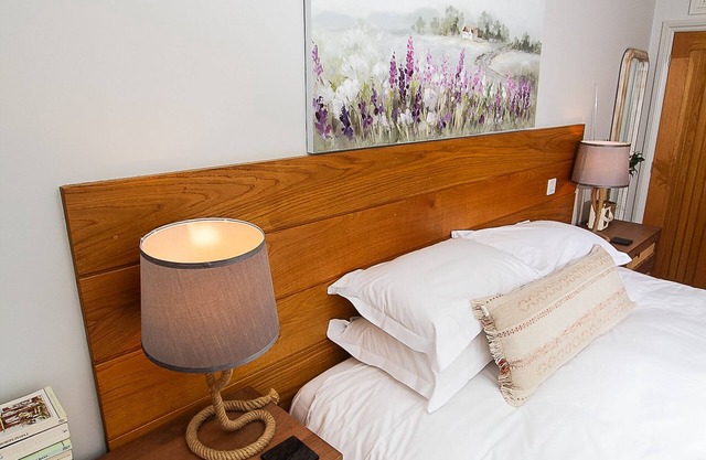 Double/Twin Room with Bath
