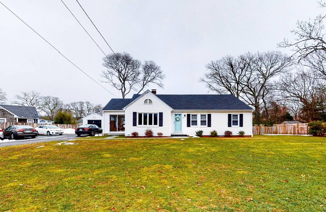 Downtown & beach home w/WiFi, W/D, home office + dog-friendly yard & firepit