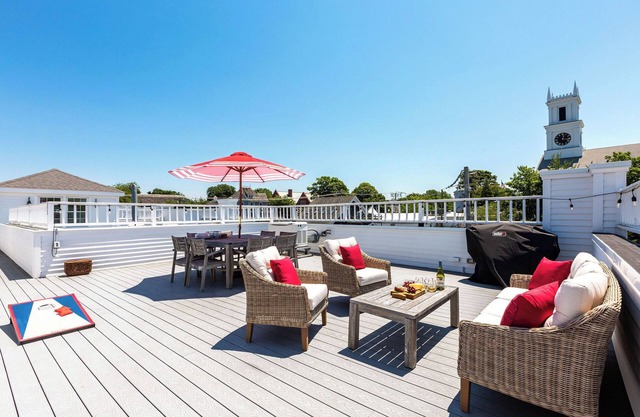 Downtown Chatham Luxurious & Spacious Condo w/Roof Deck - Close to Oyster Pond