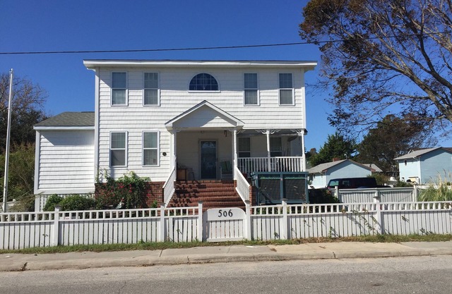 Downtown Manteo Prime Location near Beaches and Manteo Waterfront