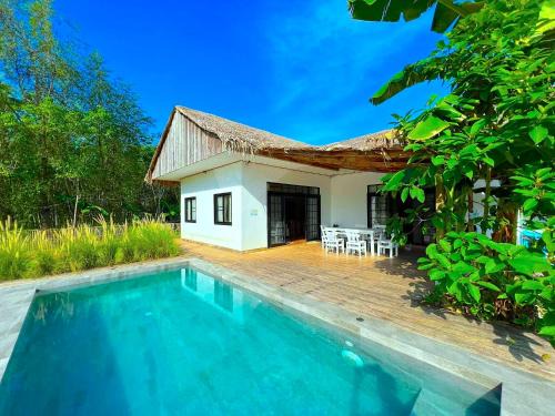 DQnla 2 BedRooms Villa with Pool and space for Party