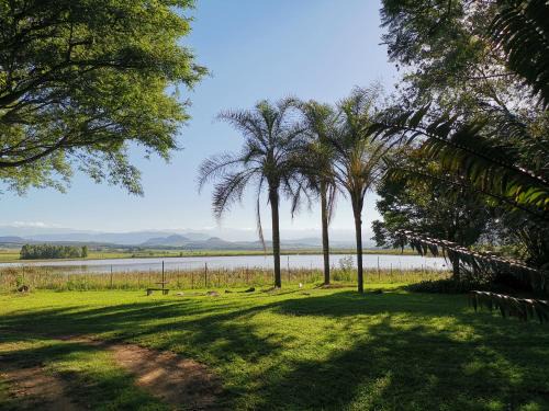 Drakensberg Bush Lodge and Backpackers