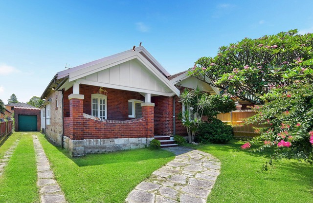 Dream Vintage House At Chatswood